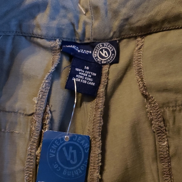 Lane Bryant NWT Crop pants - Picture 5 of 6